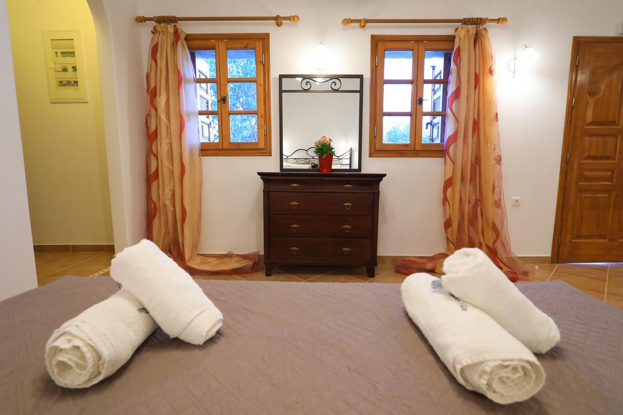 Armonia By Grispos Villas Schoinoussa Extérieur photo